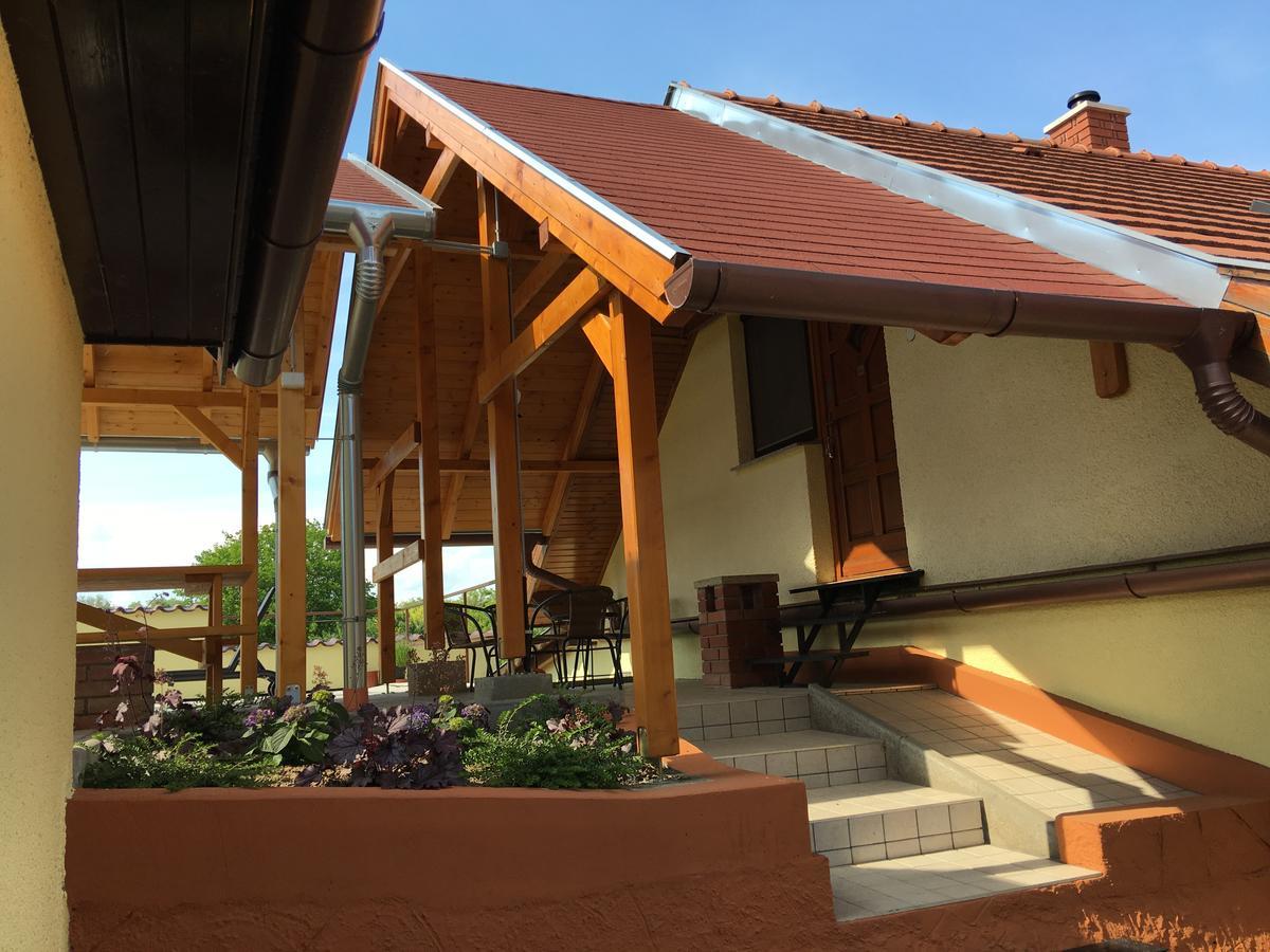 Villa Телекі Екстер'єр фото