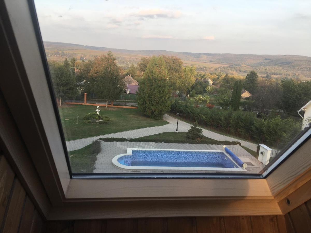 Villa Телекі Екстер'єр фото